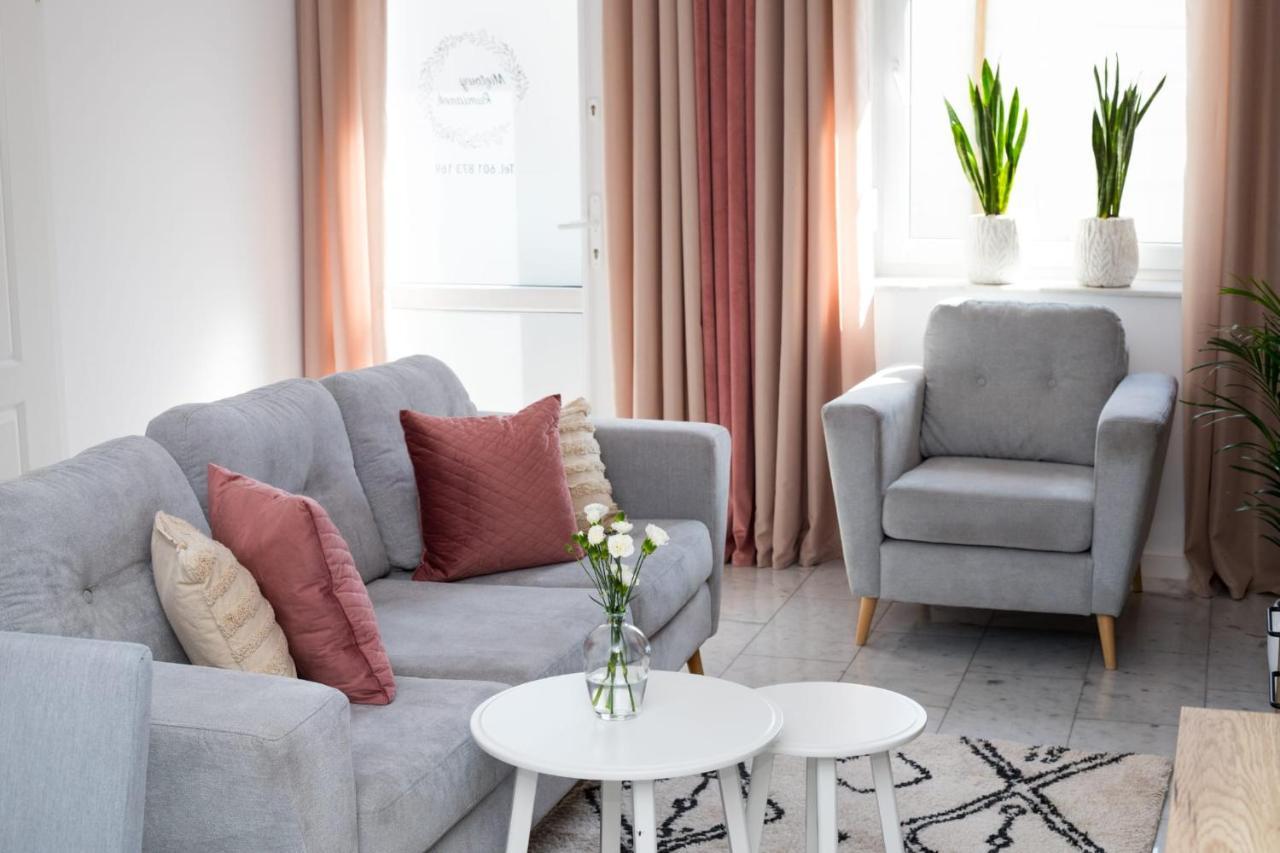 Apartament Mietowy Rumianek Lwowek Eksteriør billede